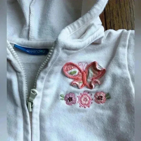 Greendog Girls 18M White Zip-Up Short-Sleeved Ruffle Hoodie w/Butterfly Applique - Picture 3 of 9